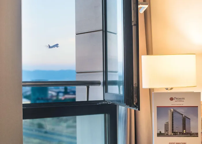 Premier Sofia Airport Hotel Hotel 4*