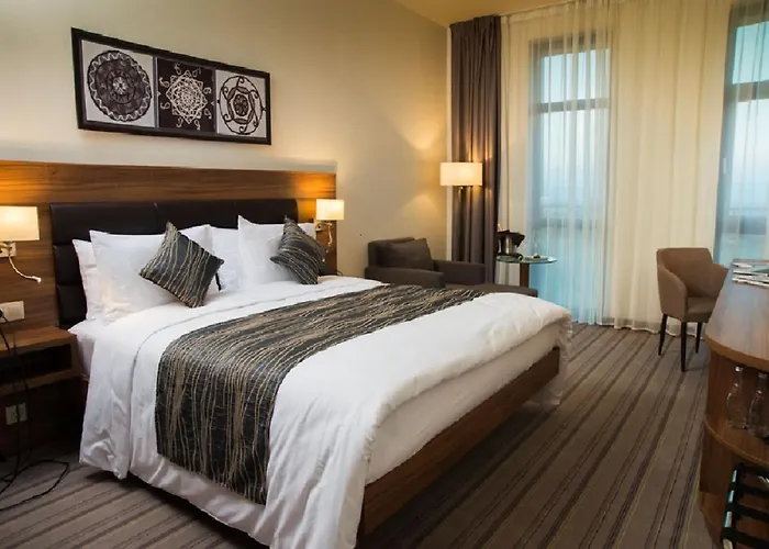 Hotel Premier Airport