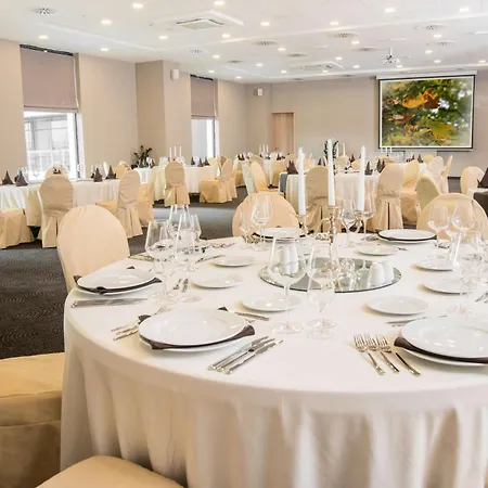 Szálloda Premier Airport 4*