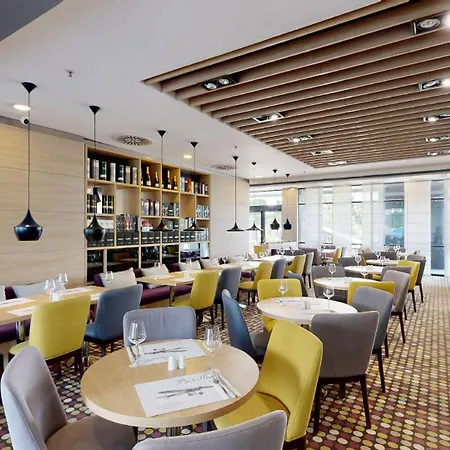 Premier Airport Отель 4*