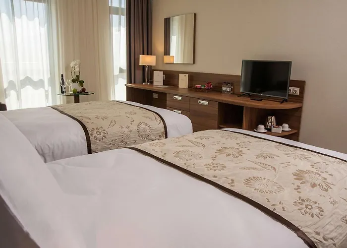 Premier Airport Hotel