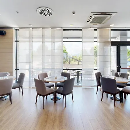 Premier Sofia Airport Hotel